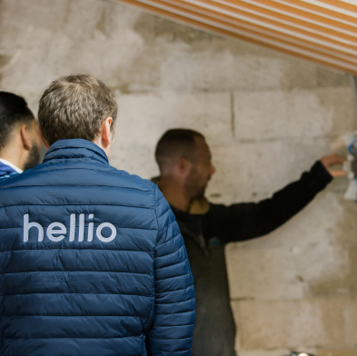 Artisans-femme-homme-travaux-metiers-hellio-ingenierie-site